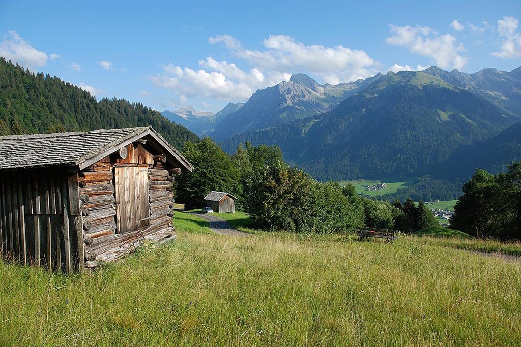 Caroline'S Appartement Au (Vorarlberg) Экстерьер фото